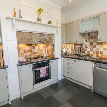 Feriehus Riverside View *